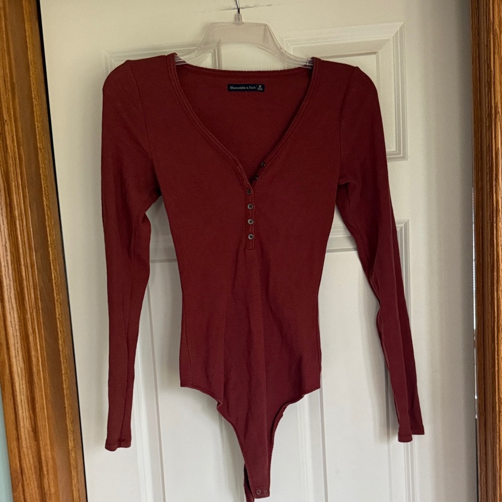 Abercrombie & Fitch Long Sleeve Henley Bodysuit - Rust